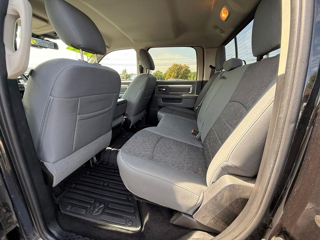 RAM 2500 SLT Crew Cab SWB 4WD 2016