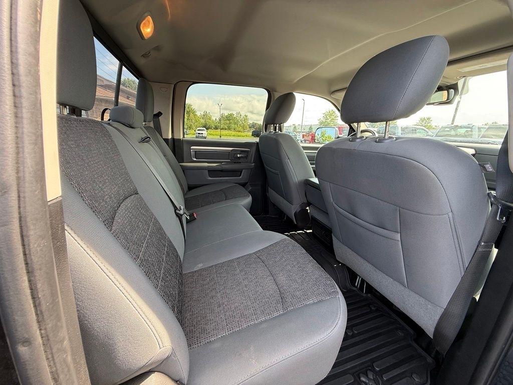 RAM 2500 SLT Crew Cab SWB 4WD 2016