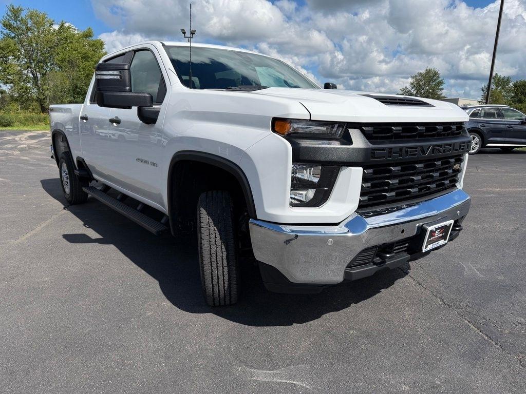 Chevrolet Silverado 2500HD Work Truck Crew Cab Long Box 4WD 2023