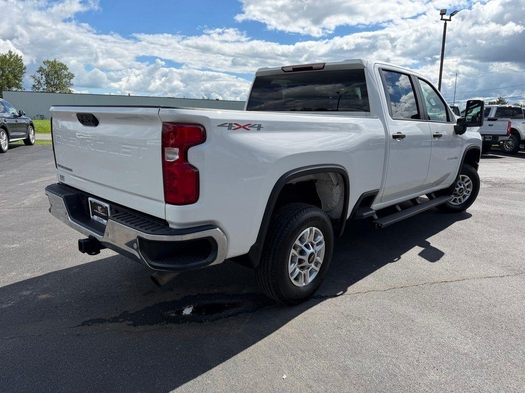 Chevrolet Silverado 2500HD Work Truck Crew Cab Long Box 4WD 2023