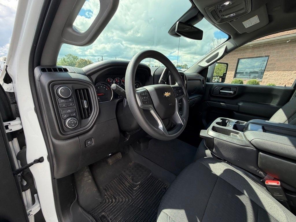 Chevrolet Silverado 2500HD Work Truck Crew Cab Long Box 4WD 2023