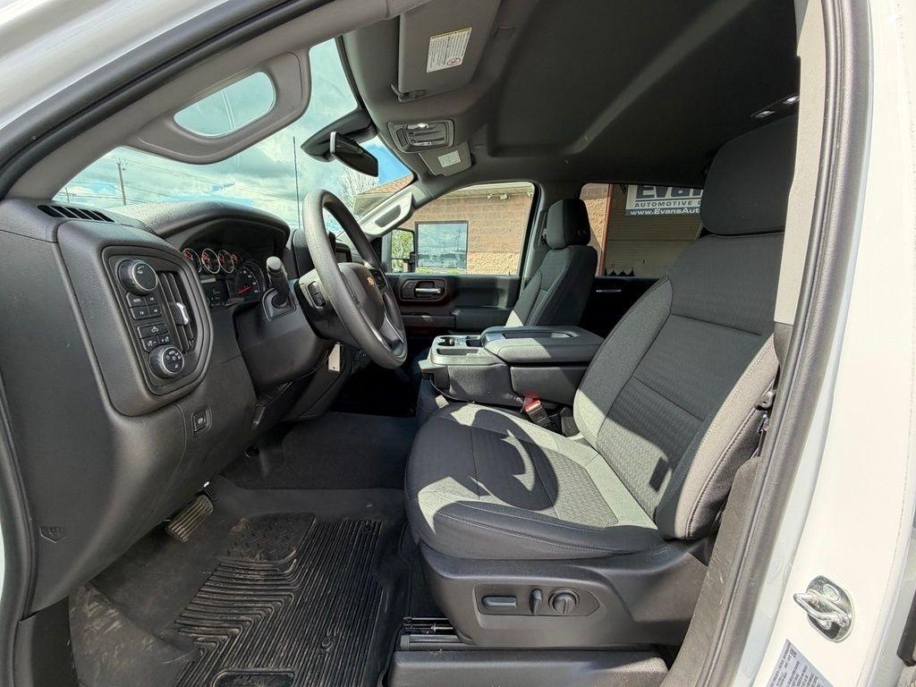 Chevrolet Silverado 2500HD Work Truck Crew Cab Long Box 4WD 2023