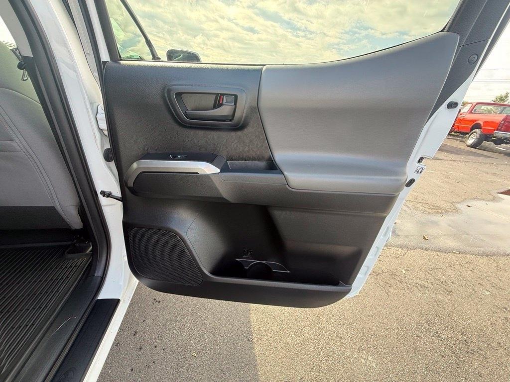 Toyota Tacoma SR5 Double Cab Long Bed V6 6AT 4WD 2018