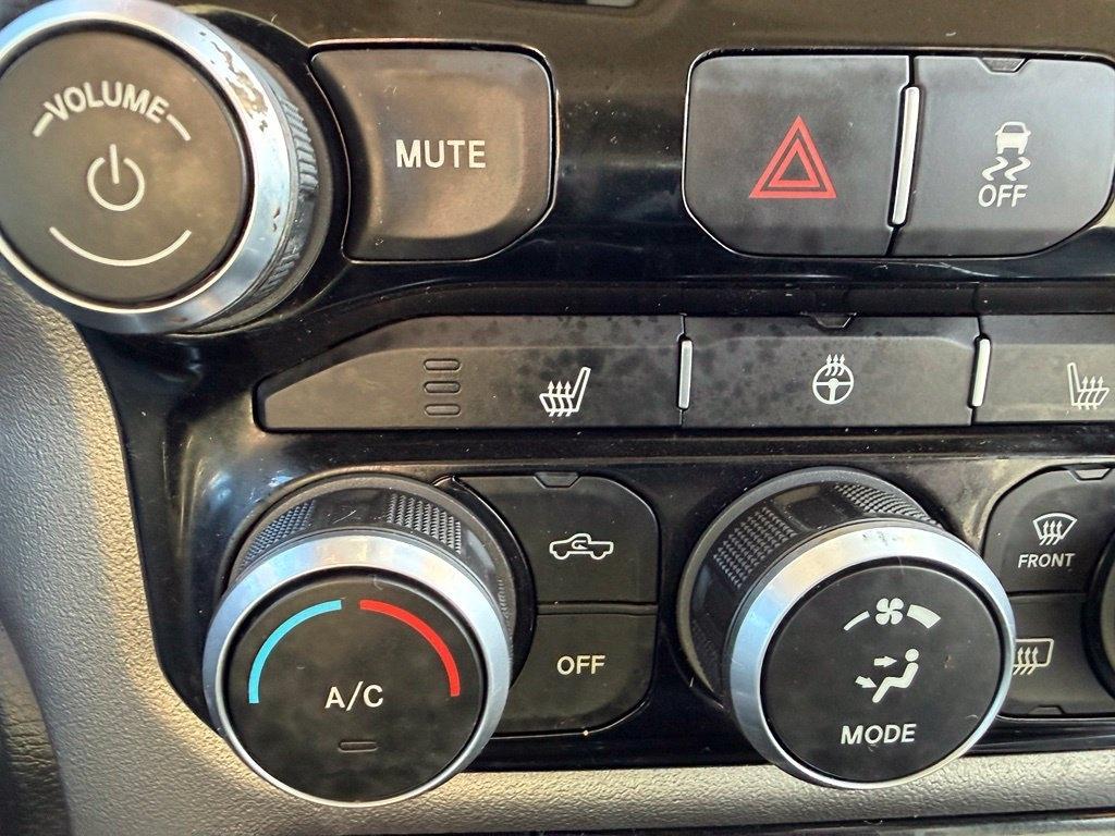 RAM 3500 Big Horn Crew Cab SWB 4WD 2019