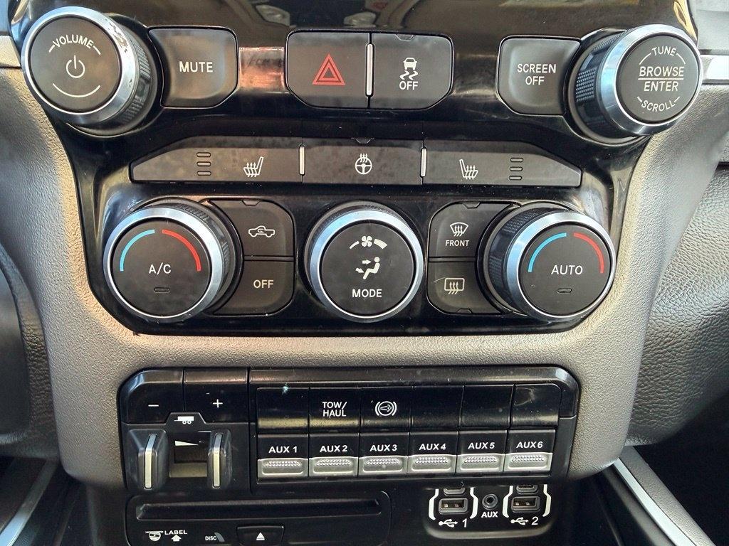 RAM 3500 Big Horn Crew Cab SWB 4WD 2019