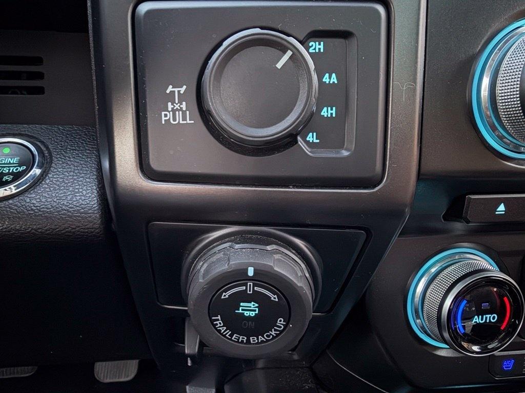 Ford F-150 Lariat SuperCrew 6.5-ft. Bed 4WD 2017