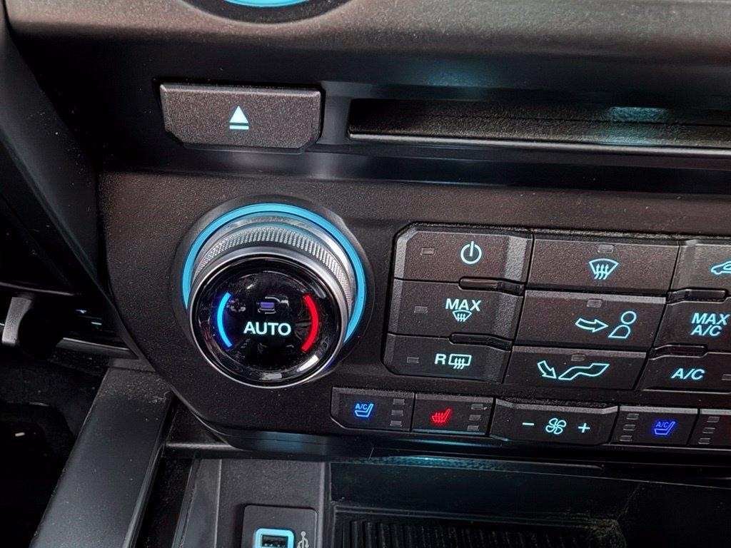 Ford F-150 Lariat SuperCrew 6.5-ft. Bed 4WD 2017