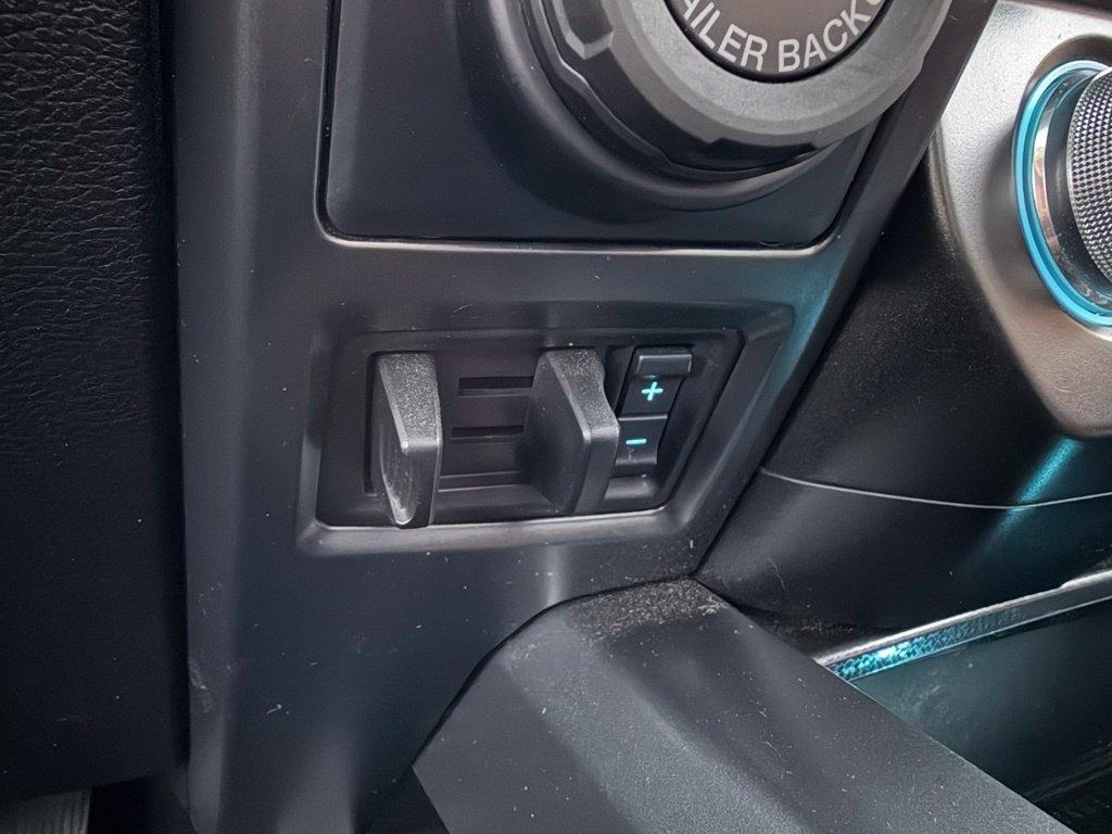 Ford F-150 Lariat SuperCrew 6.5-ft. Bed 4WD 2017