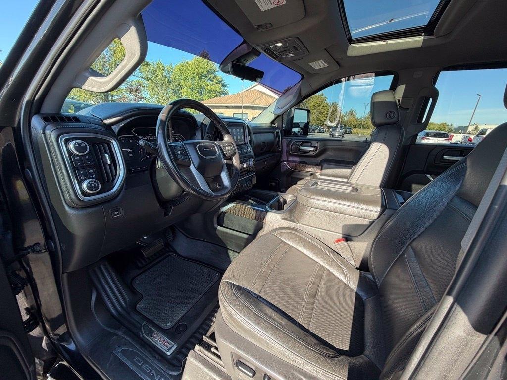 GMC Sierra 2500HD Denali Crew Cab 4WD 2021