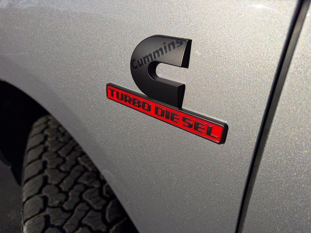 RAM 2500 Tradesman Crew Cab SWB 4WD 2024