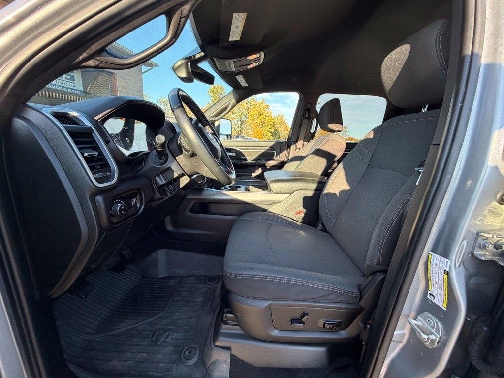 RAM 2500 Tradesman Crew Cab SWB 4WD 2024