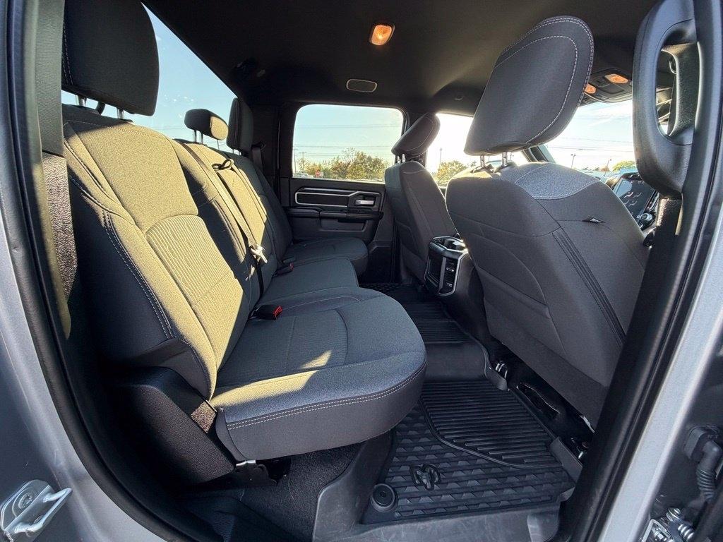 RAM 2500 Tradesman Crew Cab SWB 4WD 2024