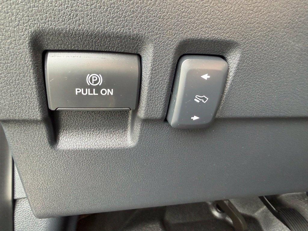 Ford F-350 SD Lariat Crew Cab 4WD DRW 2023