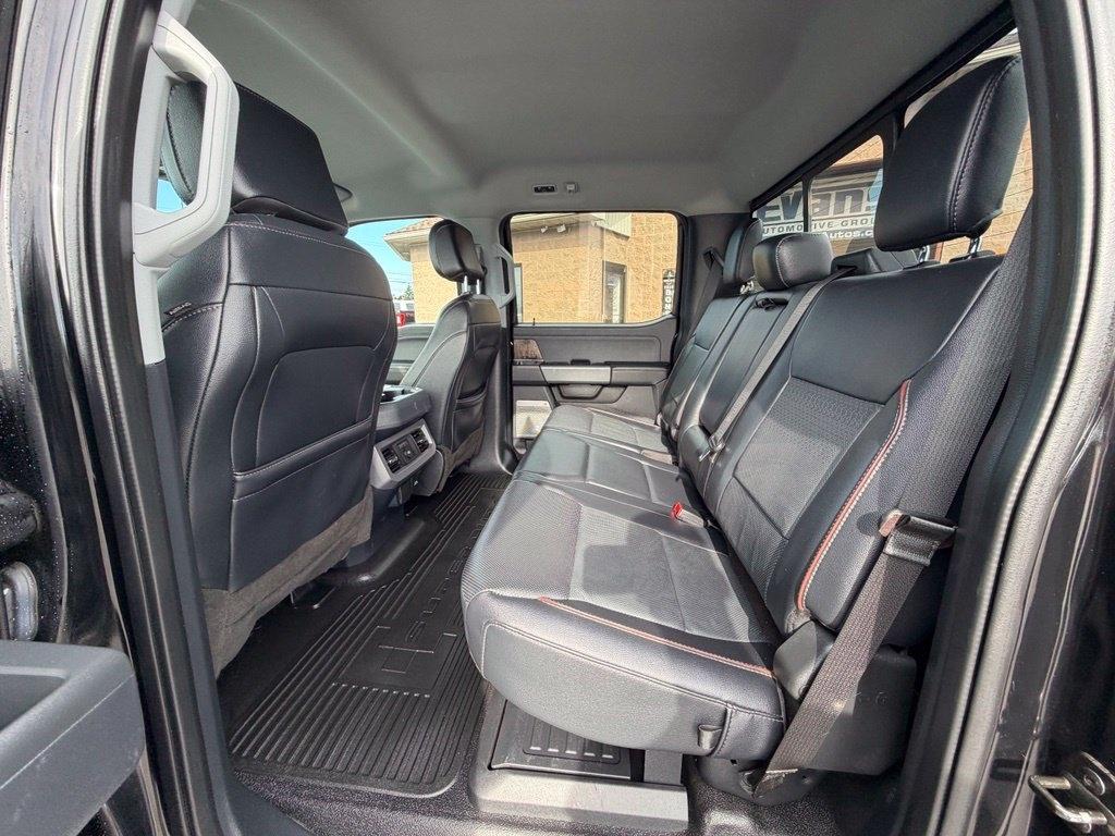 Ford F-350 SD Lariat Crew Cab 4WD DRW 2023