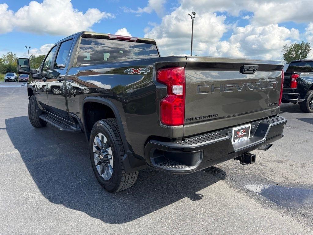 Chevrolet Silverado 2500HD Custom Crew Cab Short Box 4WD 2022