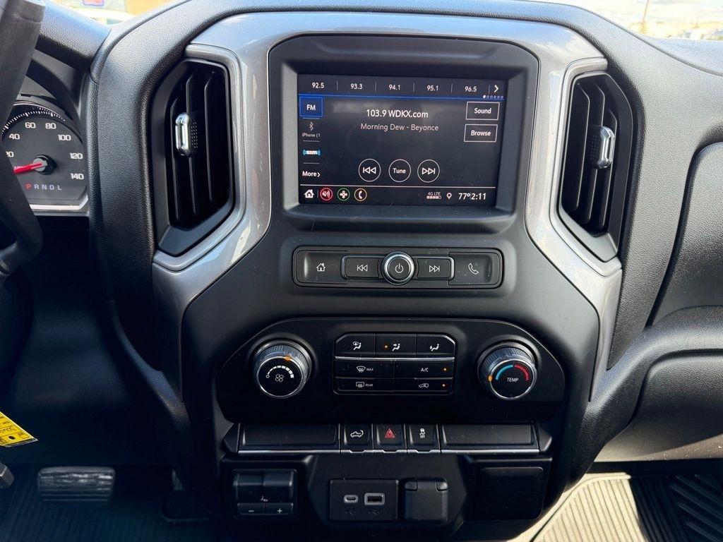Chevrolet Silverado 2500HD Custom Crew Cab Short Box 4WD 2022
