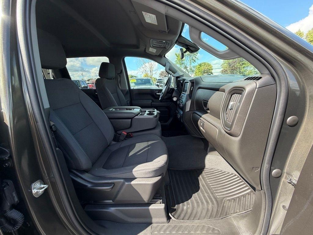 Chevrolet Silverado 2500HD Custom Crew Cab Short Box 4WD 2022