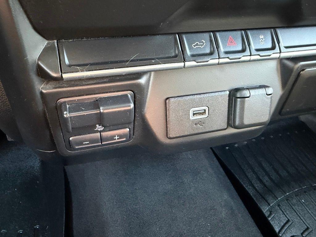 Chevrolet Silverado 2500HD Custom Crew Cab Short Box 4WD 2020