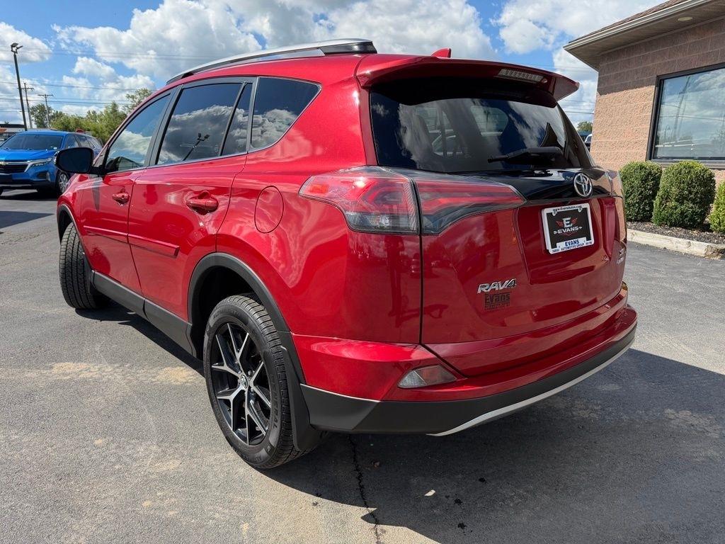 Toyota RAV4 SE 4WD 2017