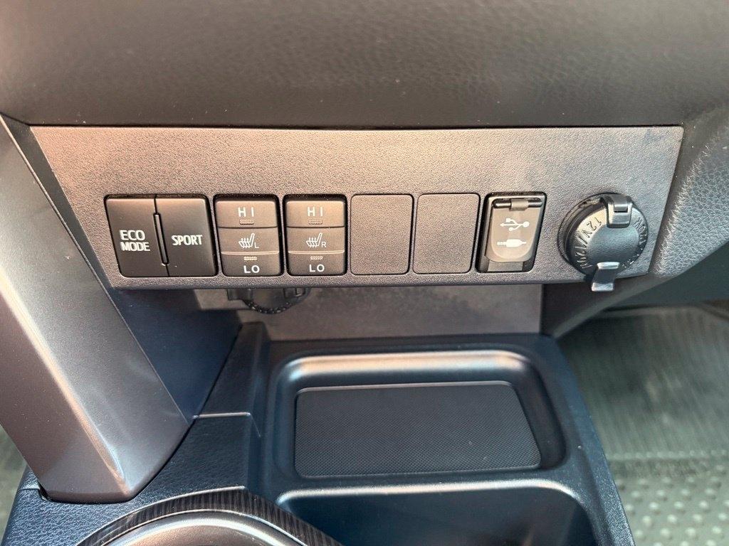 Toyota RAV4 SE 4WD 2017