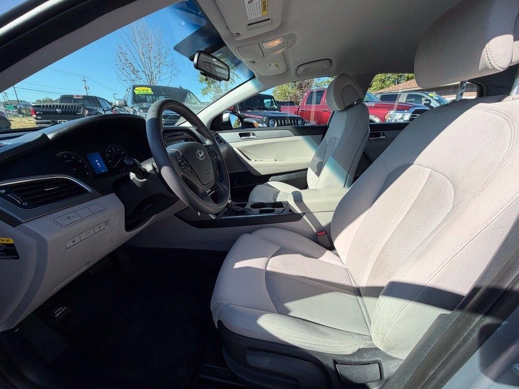 Hyundai Sonata SE 2017