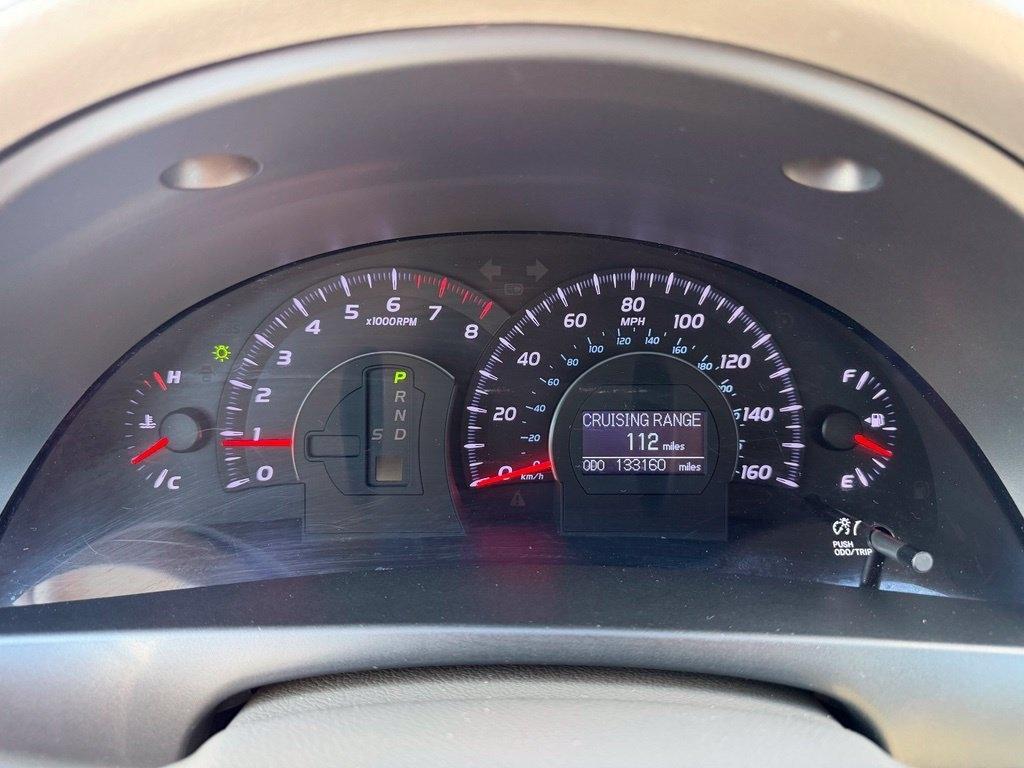 Toyota Camry XLE V6 6-Spd AT 2010