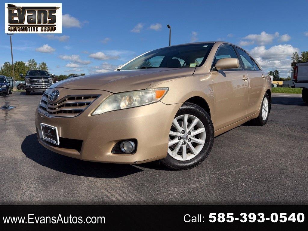 Toyota Camry XLE V6 6-Spd AT 2010