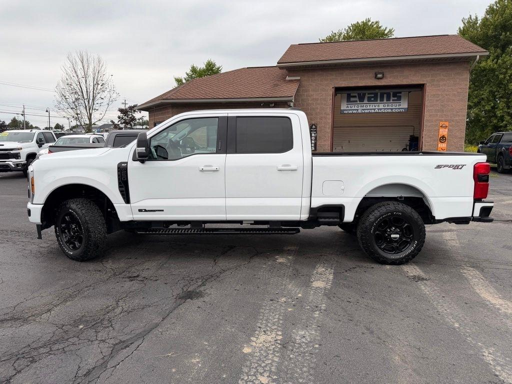 Ford F-250 SD XLT Crew Cab 4WD 2023