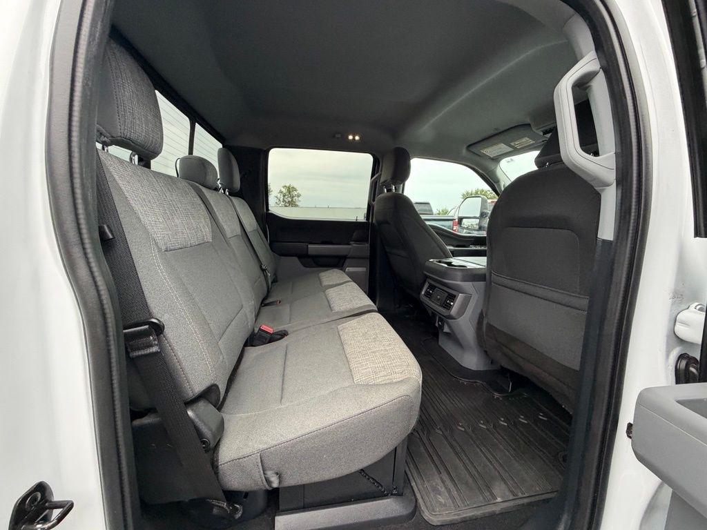 Ford F-250 SD XLT Crew Cab 4WD 2023