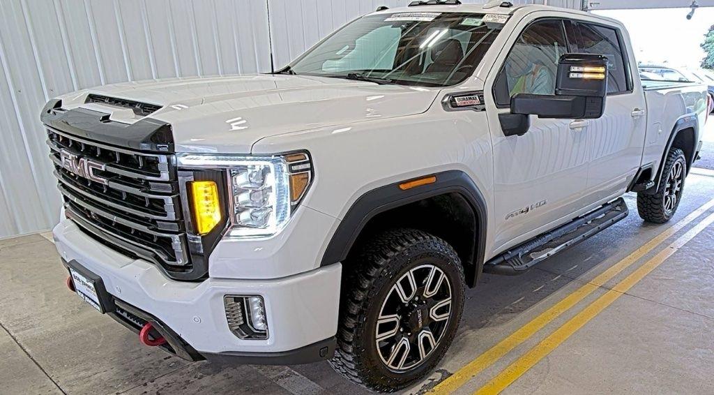 GMC Sierra 2500HD AT4 Crew Cab 4WD 2022