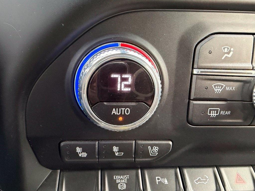 GMC Sierra 2500HD AT4 Crew Cab 4WD 2022
