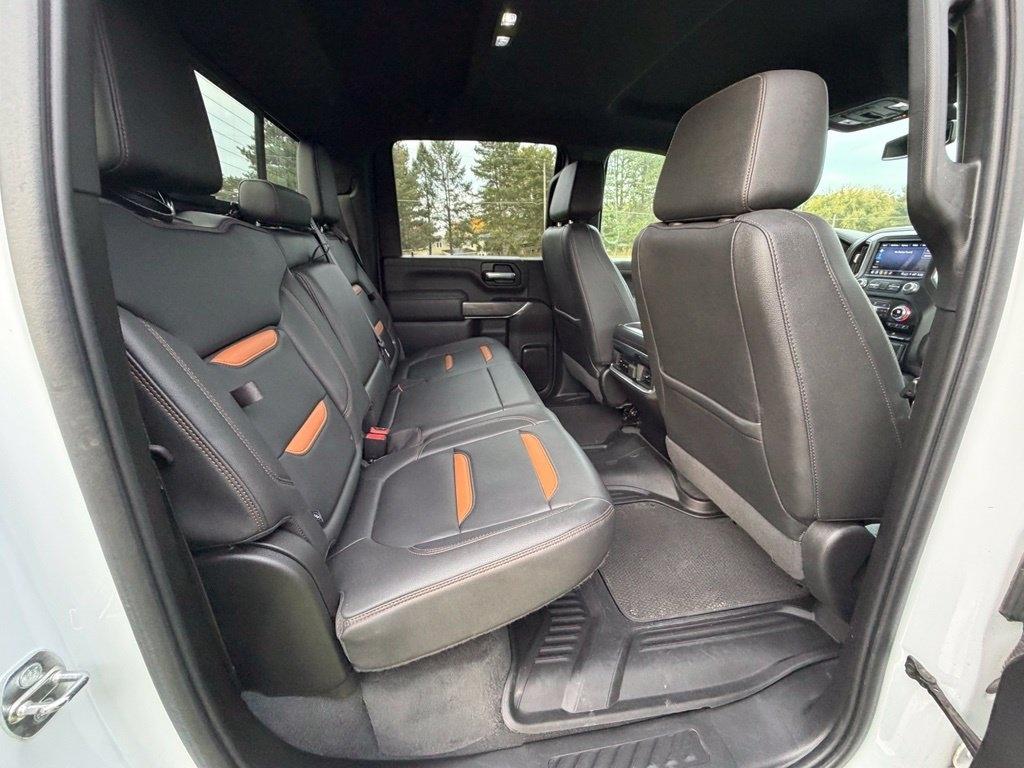 GMC Sierra 2500HD AT4 Crew Cab 4WD 2022