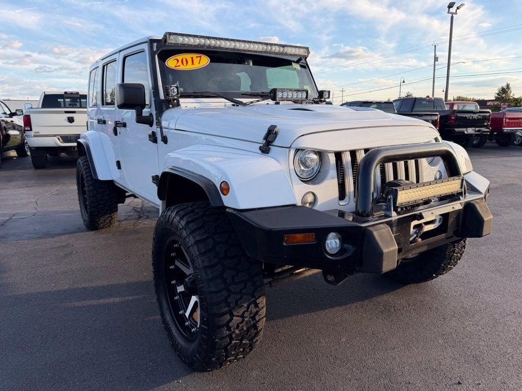 Jeep Wrangler Unlimited Sahara 4WD 2017