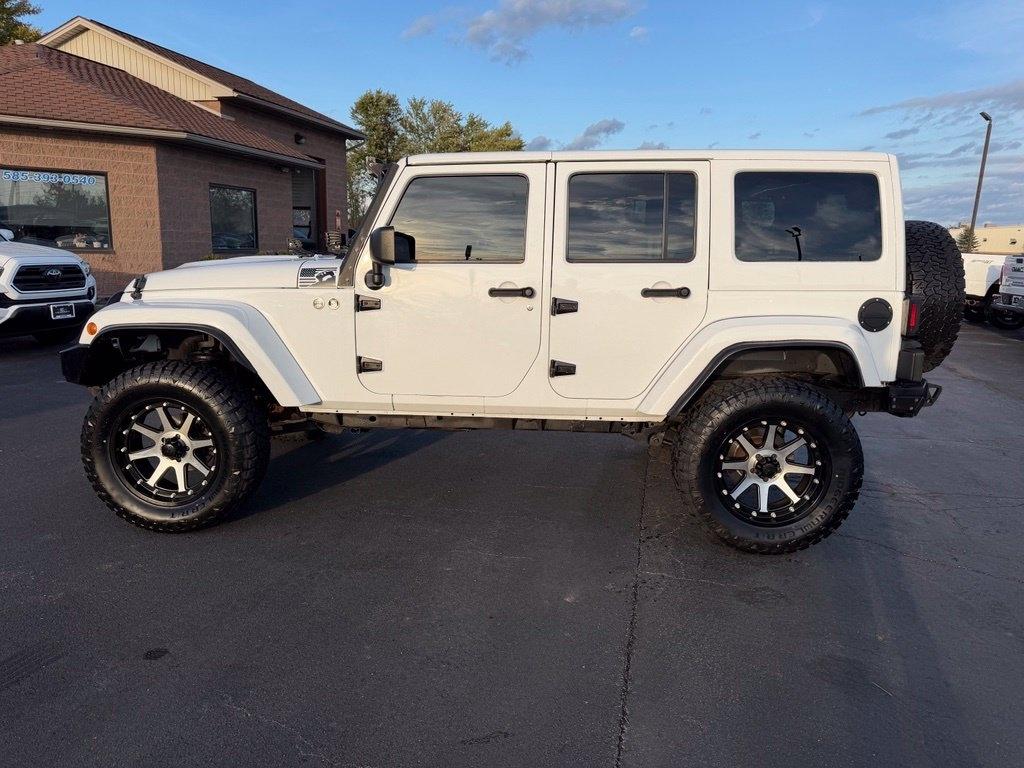 Jeep Wrangler Unlimited Sahara 4WD 2017