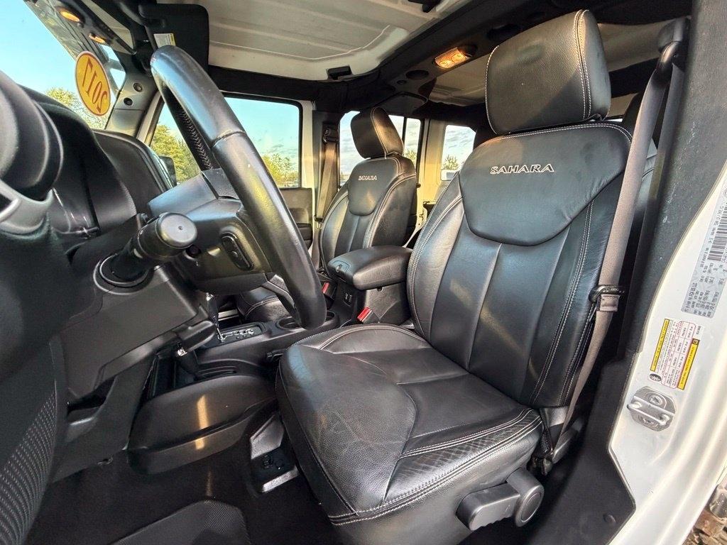 Jeep Wrangler Unlimited Sahara 4WD 2017