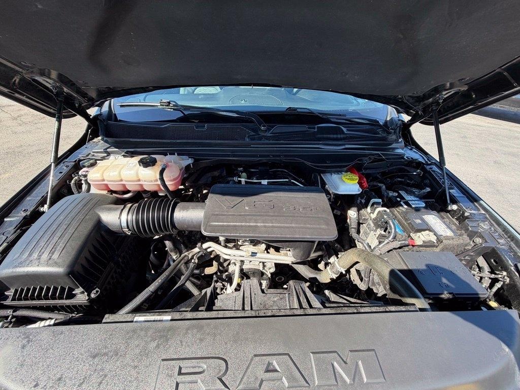 RAM 1500 Big Horn Quad Cab 4WD 2025