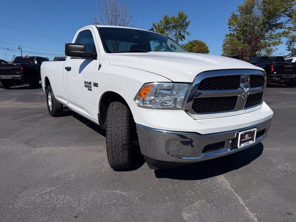 RAM 1500 Tradesman Regular Cab LWB 4WD 2022