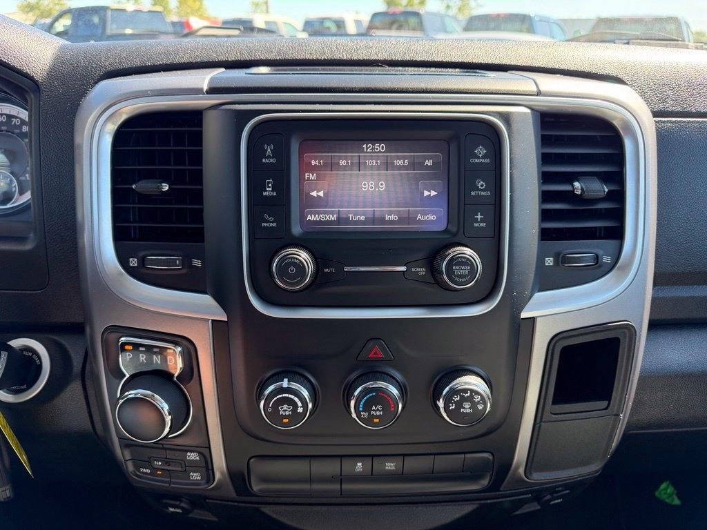 RAM 1500 Tradesman Regular Cab LWB 4WD 2022