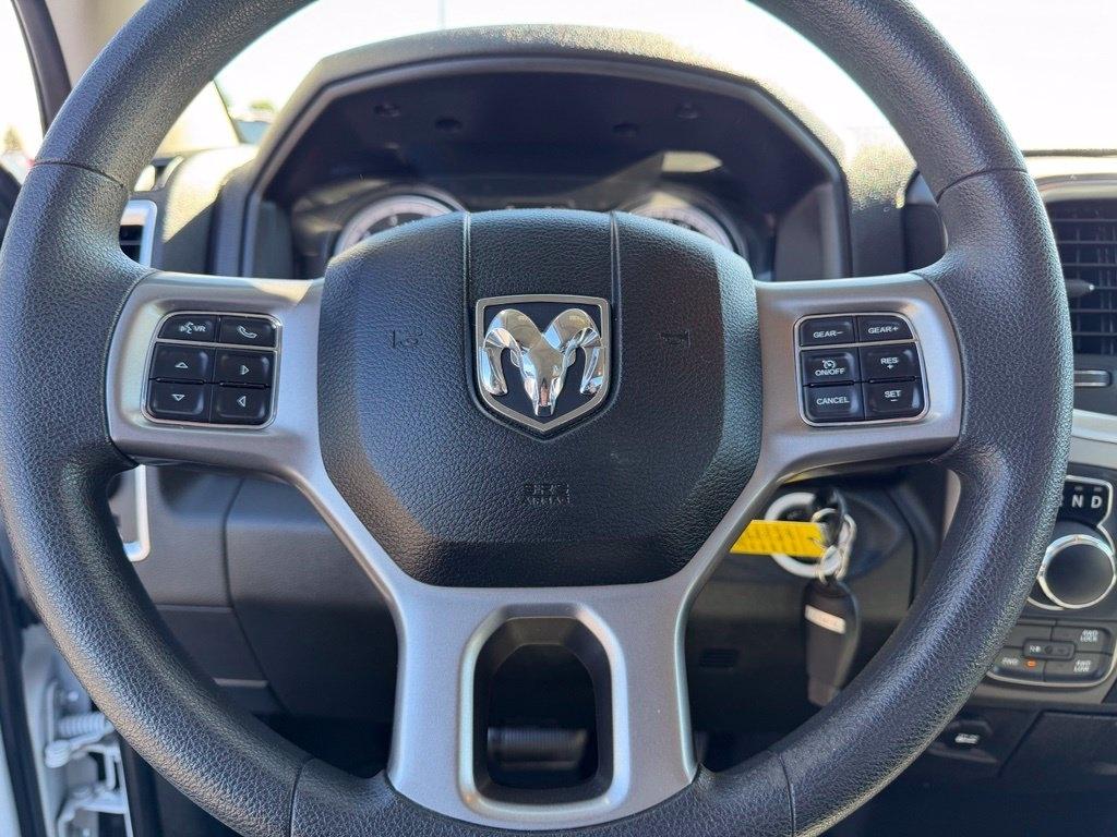 RAM 1500 Tradesman Regular Cab LWB 4WD 2022
