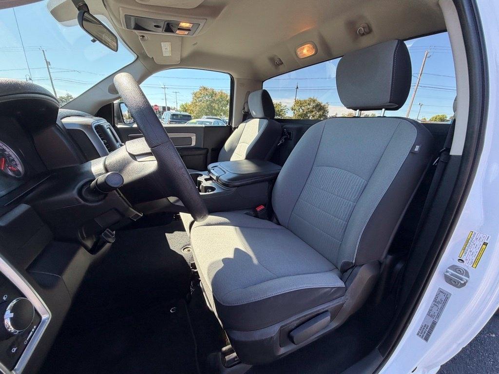RAM 1500 Tradesman Regular Cab LWB 4WD 2022