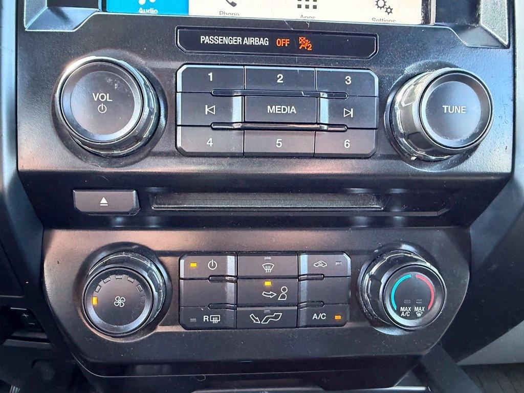 Ford F-150 XL SuperCrew 6.5-ft. Bed 4WD 2017