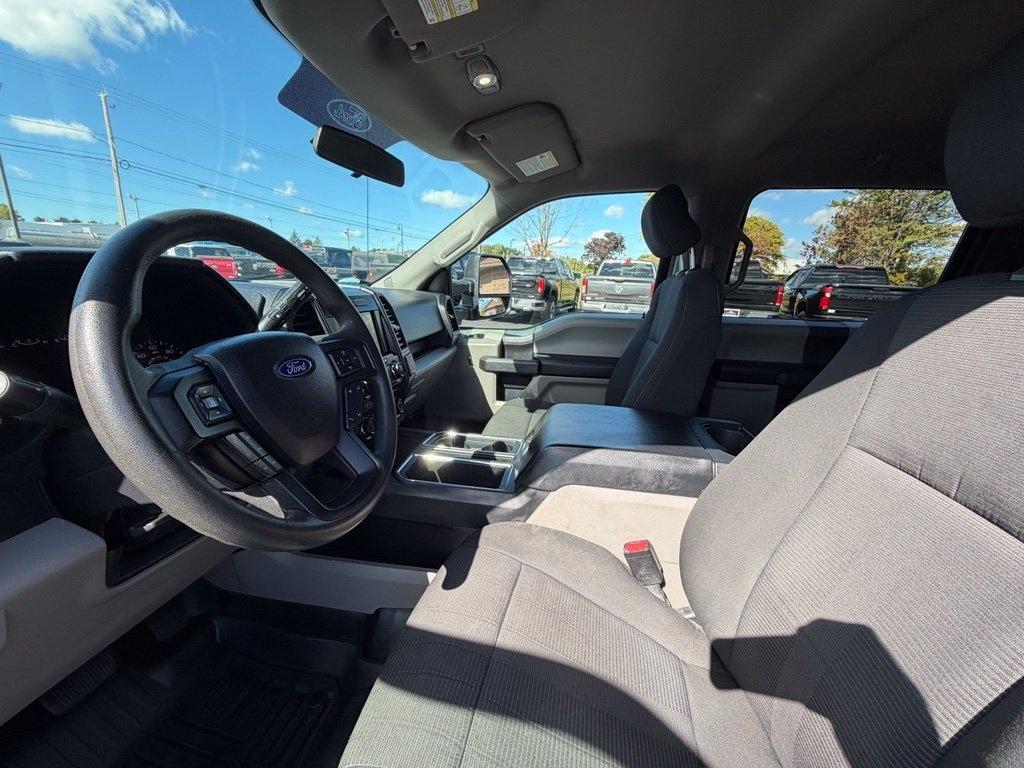 Ford F-150 XL SuperCrew 6.5-ft. Bed 4WD 2017