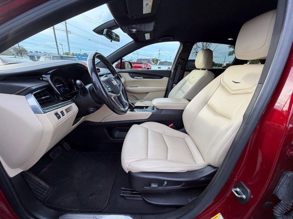 Cadillac XT5 Base AWD 2018