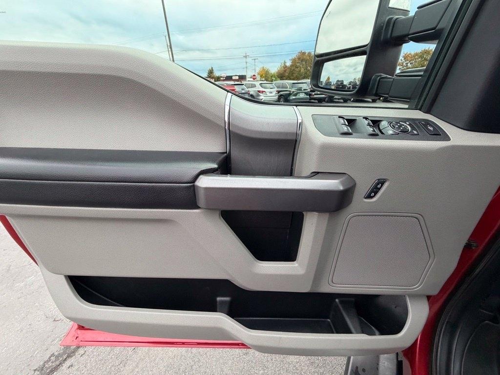 Ford F-250 SD XLT Crew Cab 4WD 2020