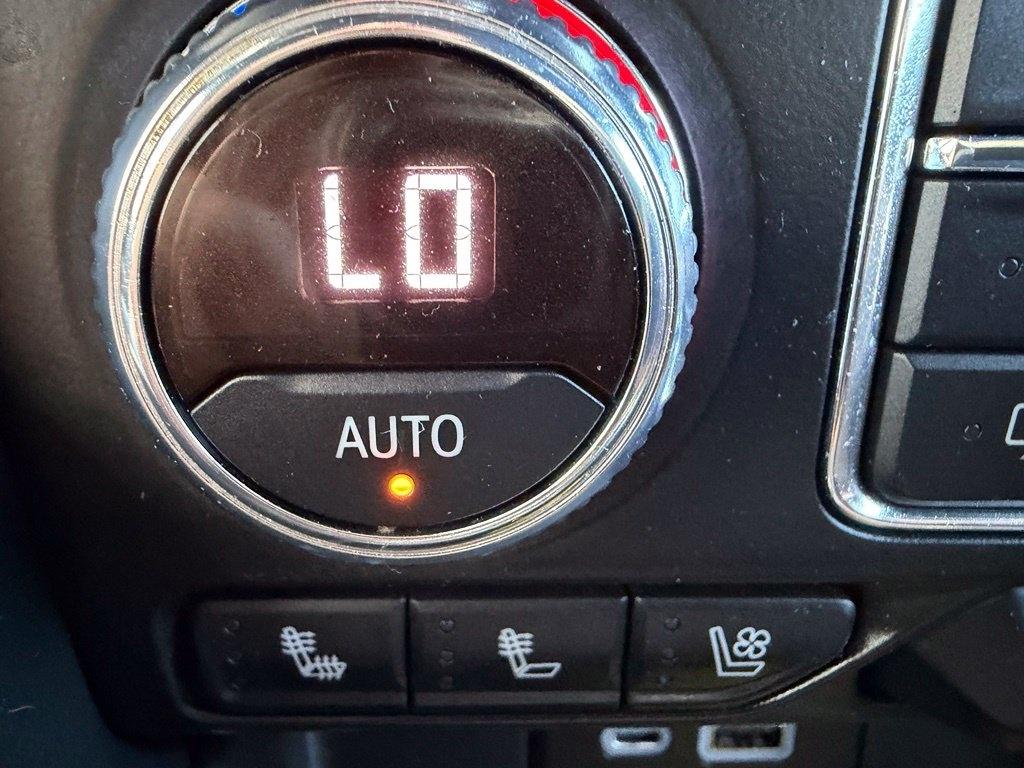GMC Yukon AT4 2021