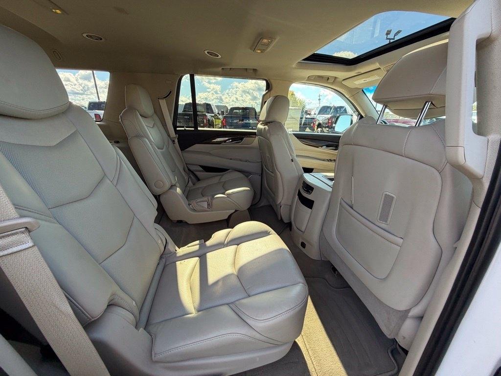 Cadillac Escalade Luxury 4WD 2018