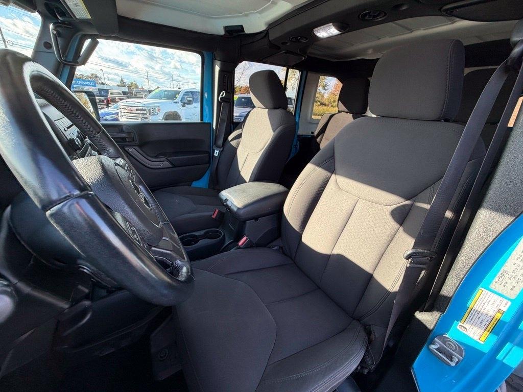 Jeep Wrangler Unlimited Sport 4WD 2017