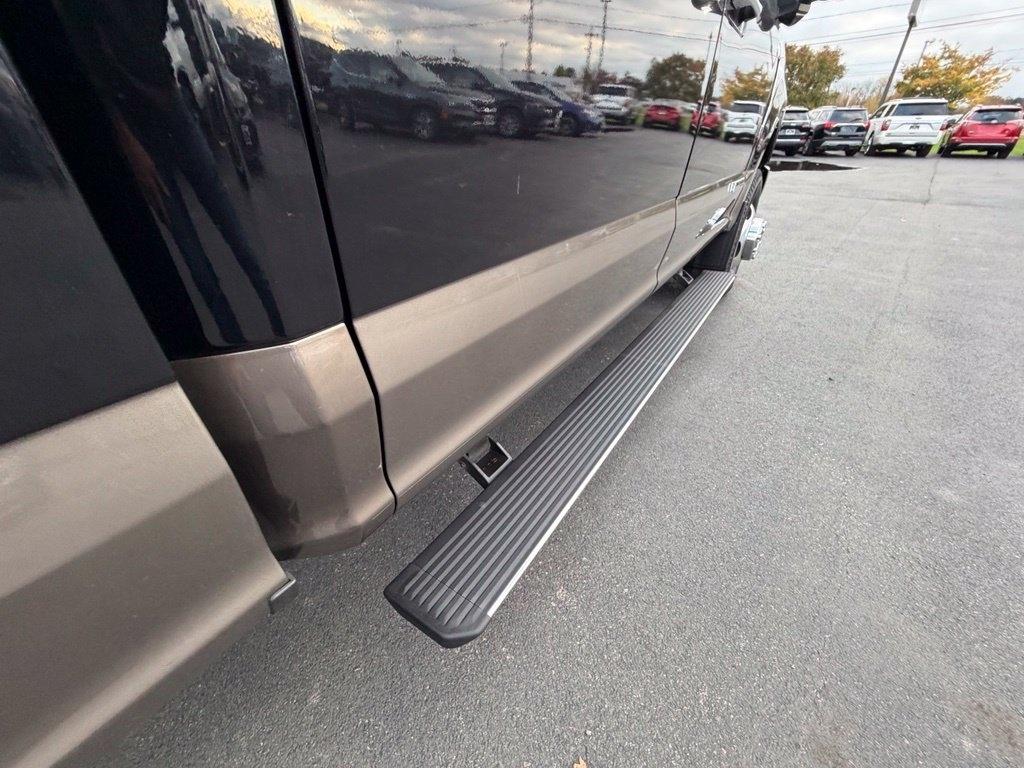 Ford F-350 SD King Ranch Crew Cab Long Bed DRW 4WD 2019