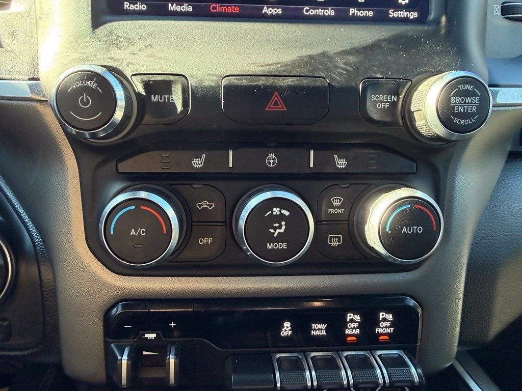RAM 1500 Big Horn Crew Cab LWB 4WD 2019