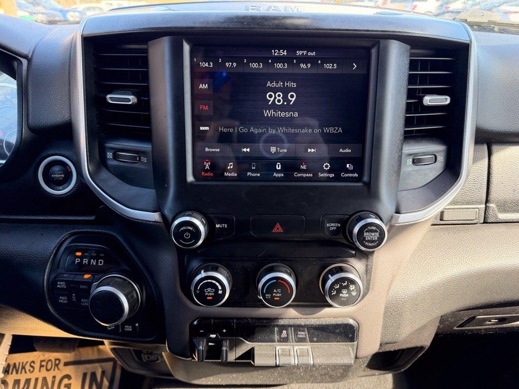 RAM 1500 Big Horn Crew Cab SWB 4WD 2019